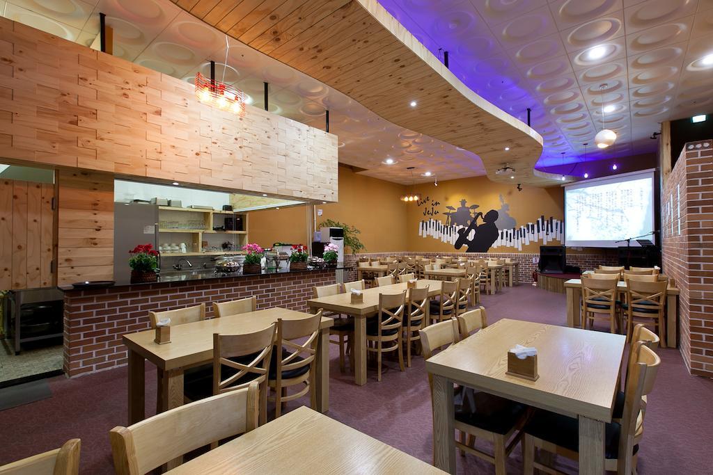 Olle Tourist Hotel Чеджу Екстериор снимка