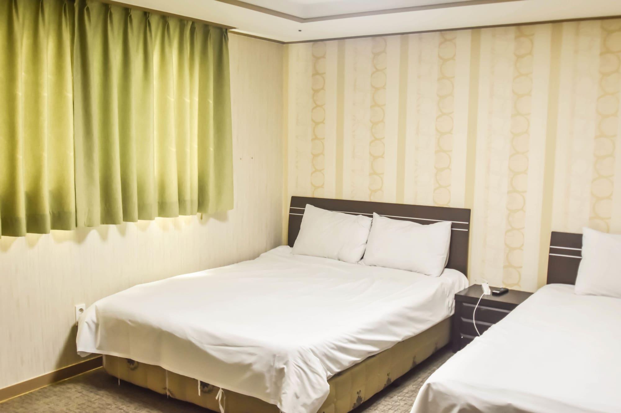 Olle Tourist Hotel Чеджу Екстериор снимка