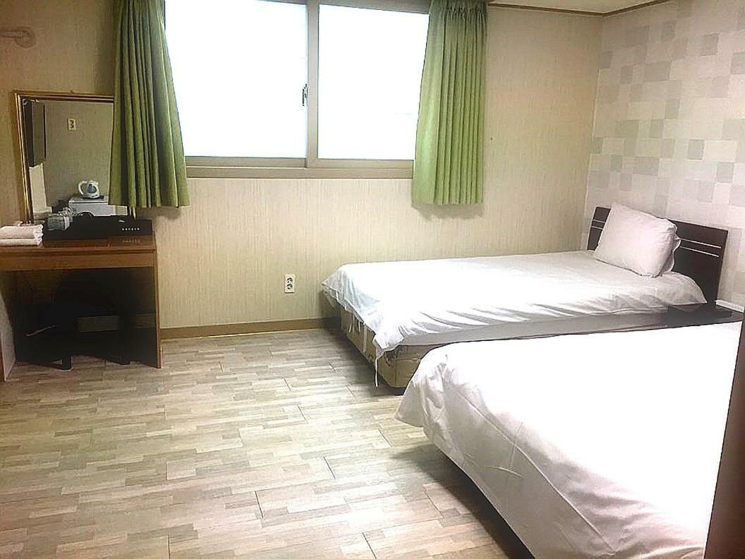 Olle Tourist Hotel Чеджу Екстериор снимка